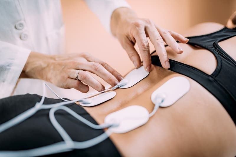 Modern behandling pågår i ett av Nordklinikens behandlingsrum